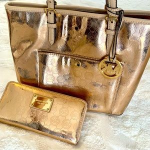 Rose Gold Michael Kors Purse and wallet